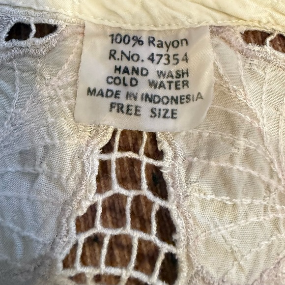 Cream Button-Up Embroidered Tunic - Picture 12 of 12